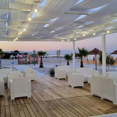 Aparthotel Freedom Village *