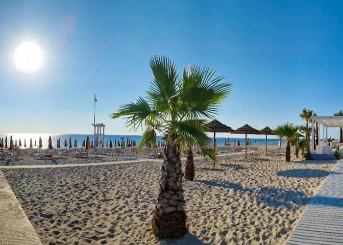 Apart-hotel Freedom Village